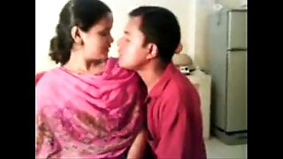 Crude Indian Nisha Enjoying With Her Boss - Free Live Sex - www.goo.gl/sQKIkh