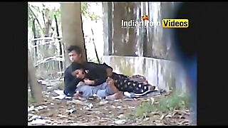 Alfresco blowjob mms be expeditious for desi girls with paramour - Indian Porn Videos