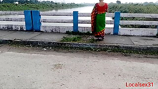 Green saree Indian Desi Village Bengali Fellow-feeling a amour ( Official Video By Localsex31)